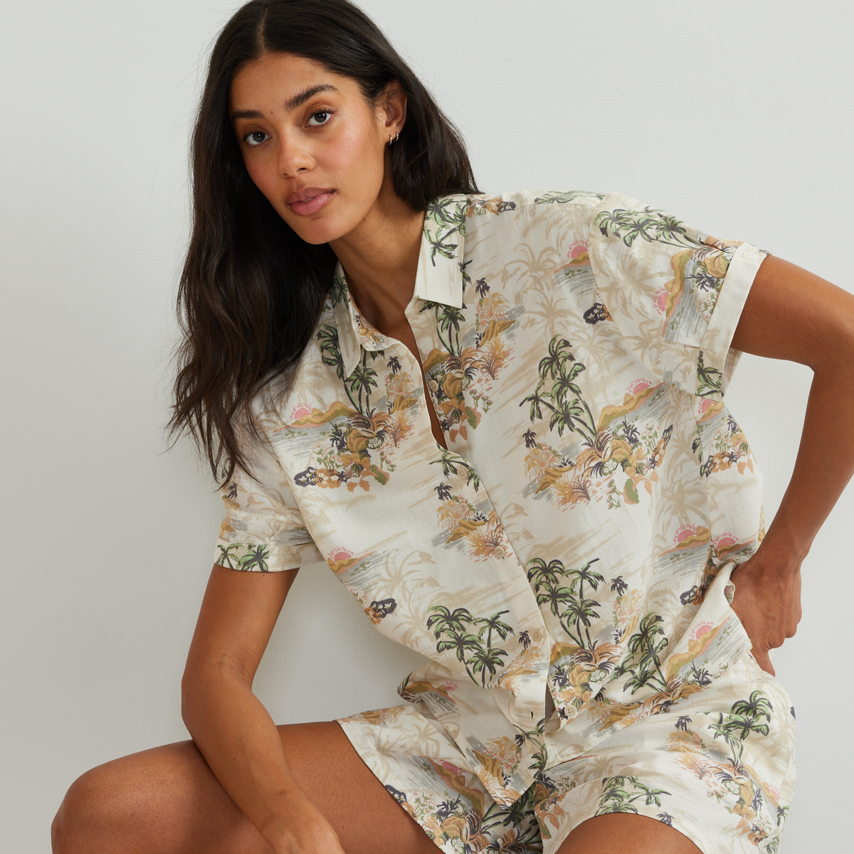 Women's Baja Short-Sleeve Shirt-Sand-Regular-T7