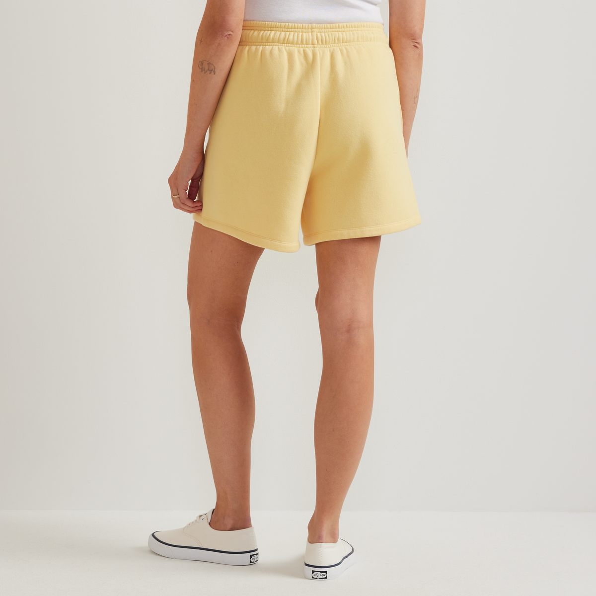 Women's The Vintage Soft Short-Yellow-Regular-F1