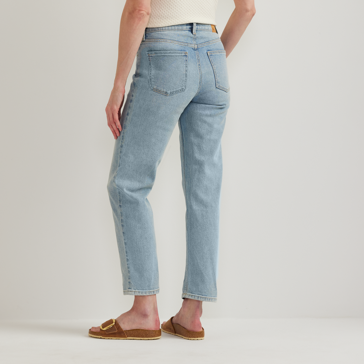 Women's Authentic High-Rise Straight Leg Jeans-LT CHAMBRAY-Regular-F1