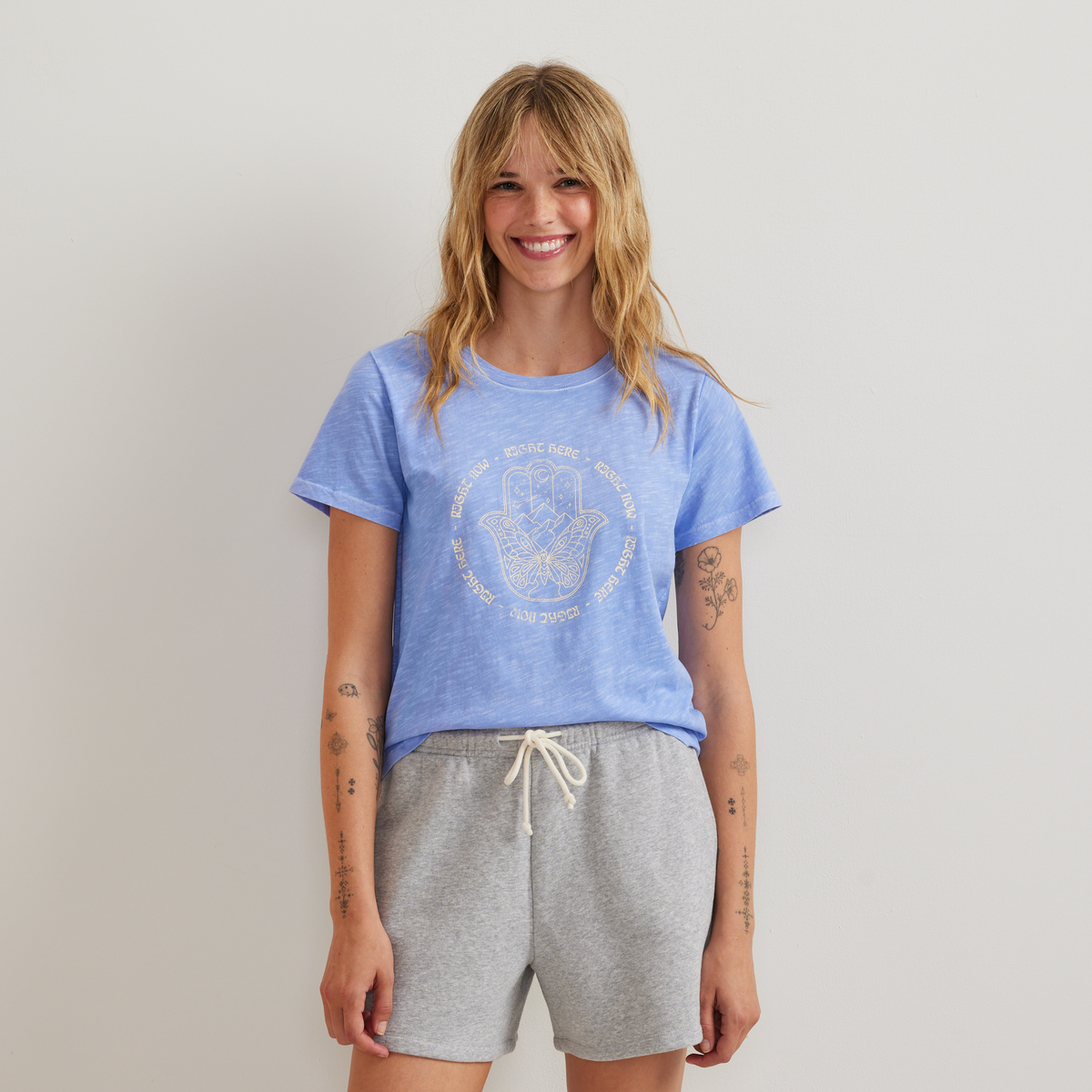 Women's Graphic T-Shirt - Right Here Right Now-Dusty Lavendar-Regular-C1