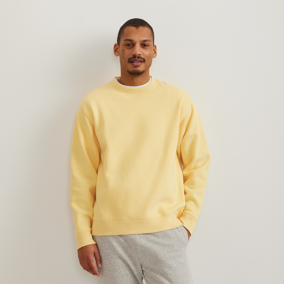 Men's Vintage Soft Crew Sweatshirt-Yellow-Regular-C1