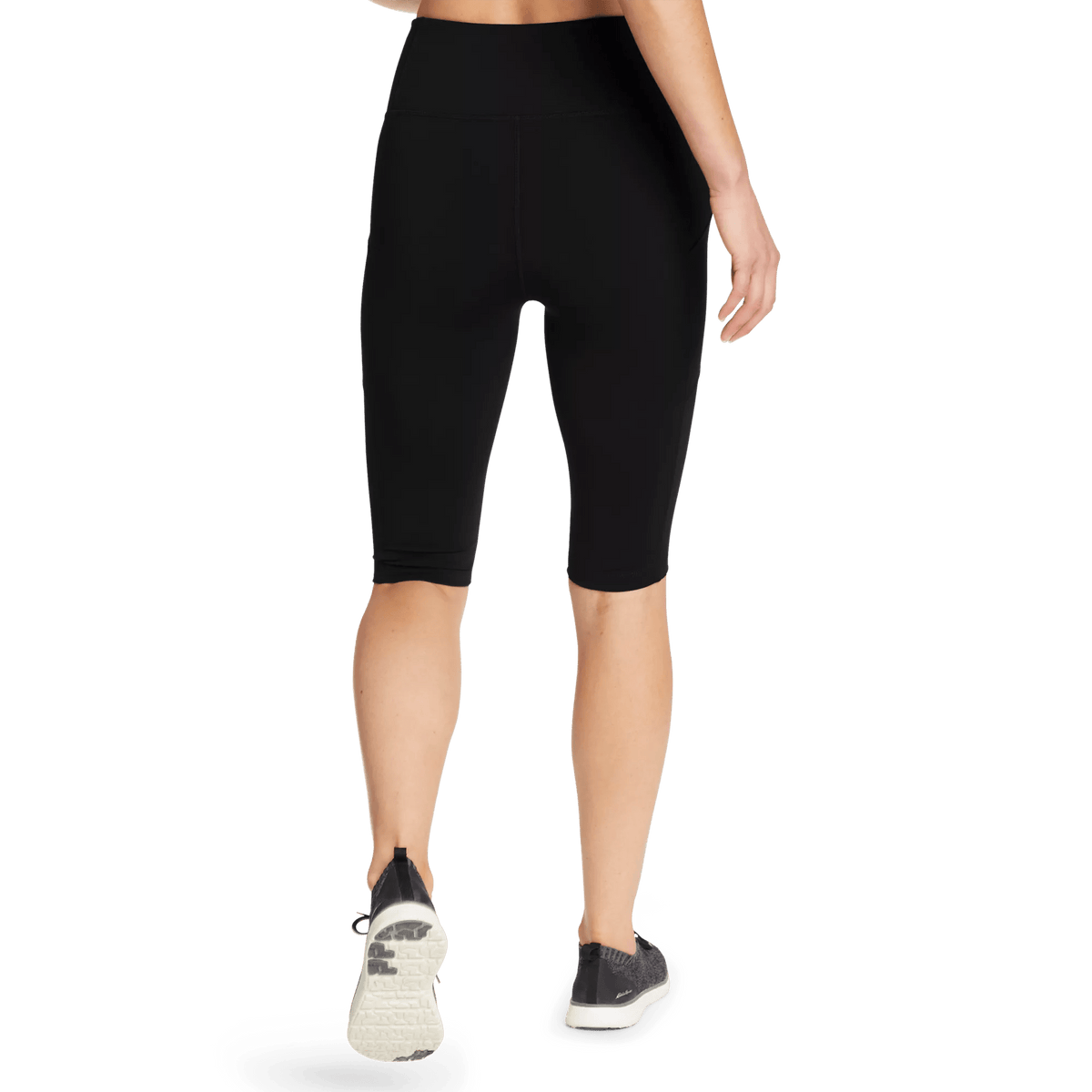Women's Traverse Trail High-Rise Knee Shorts-Black-Regular-1