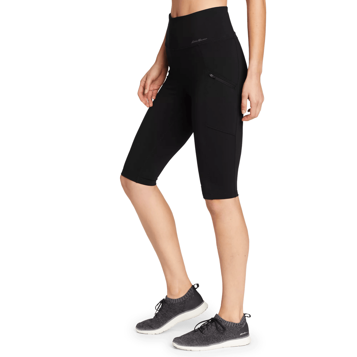 Women's Traverse Trail High-Rise Knee Shorts-Black-Regular-2