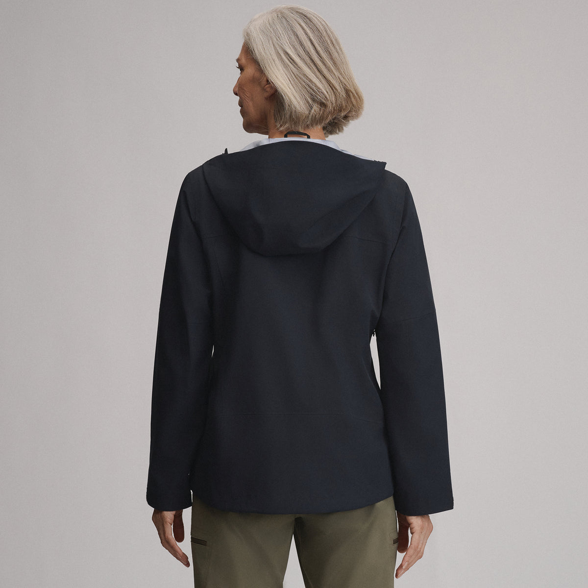 Women's Chair Six 3L Shell Jacket-Black-14