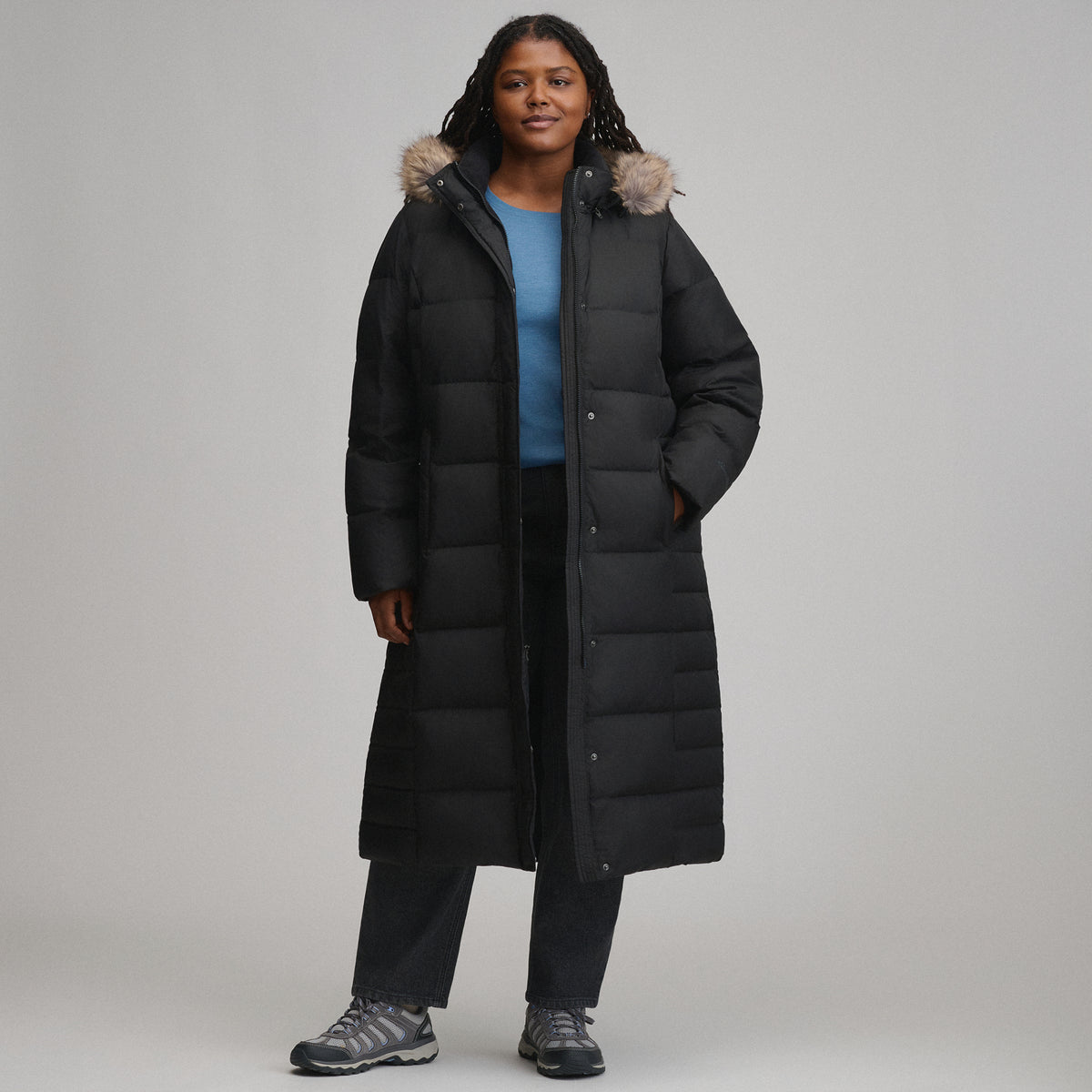 Women's Lodge Down Duffle Jacket-Black-10