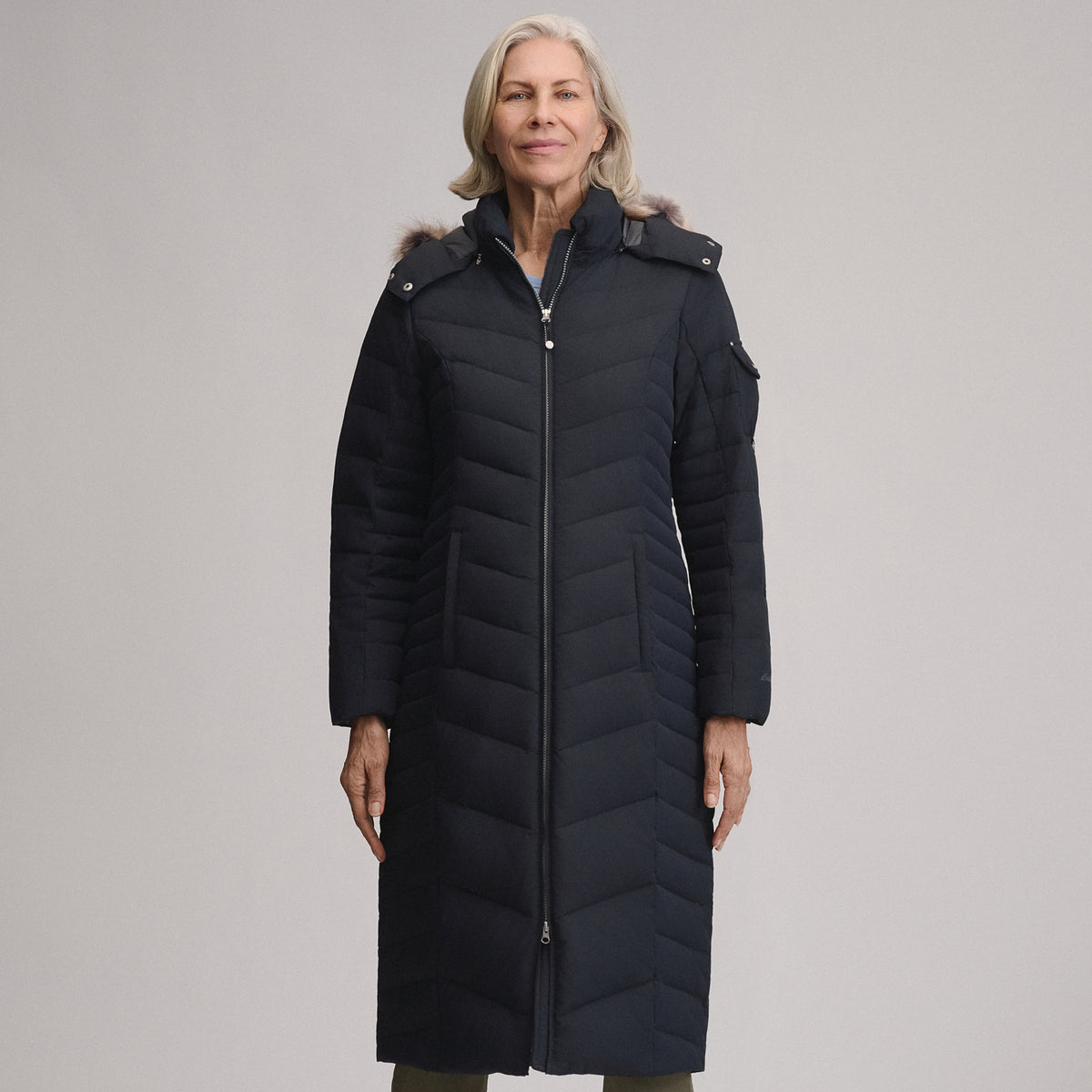 Women's Sun Valley Down Duffle Jacket-Black-13