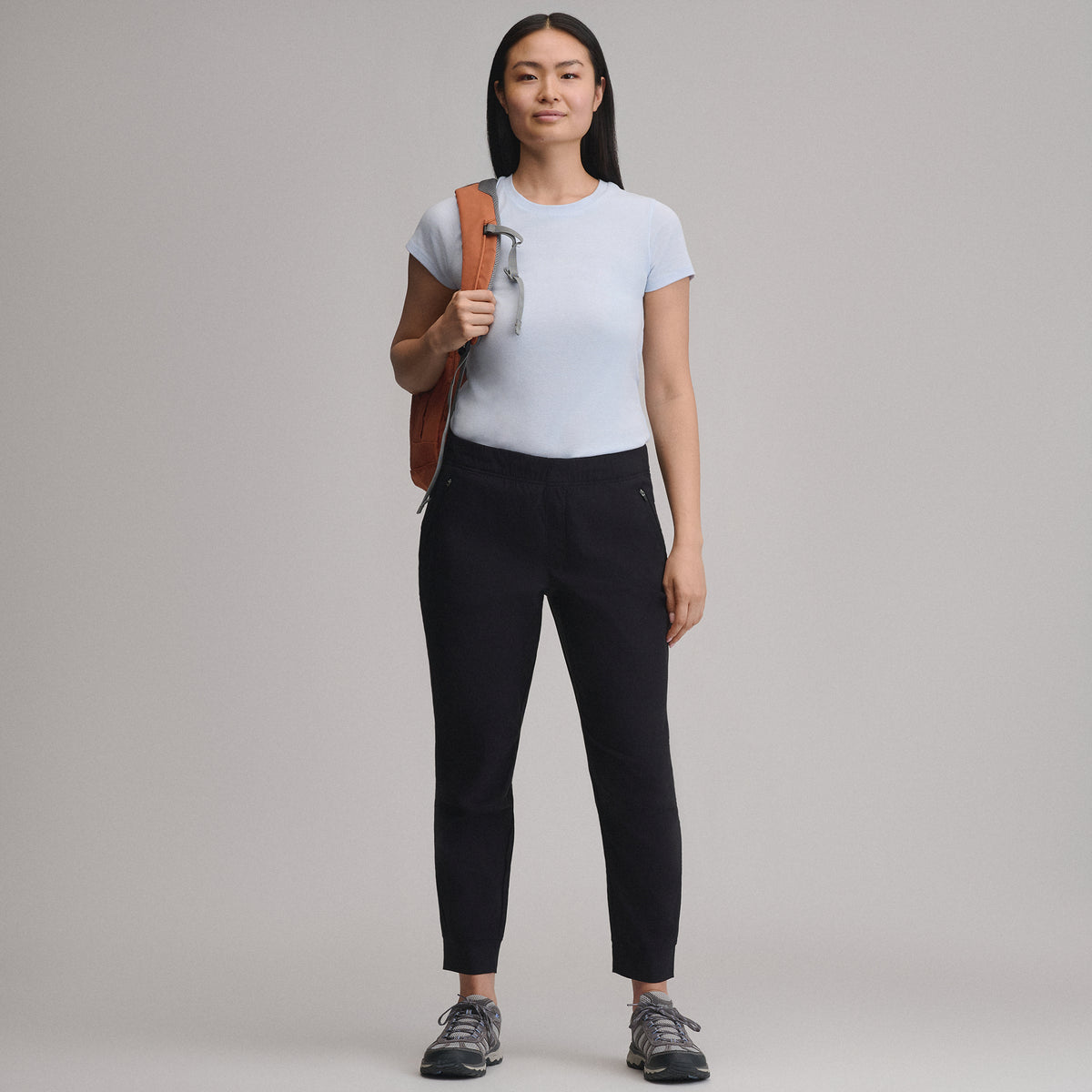 Women's Rainier Pull-On Classic Fit Joggers-Black-10