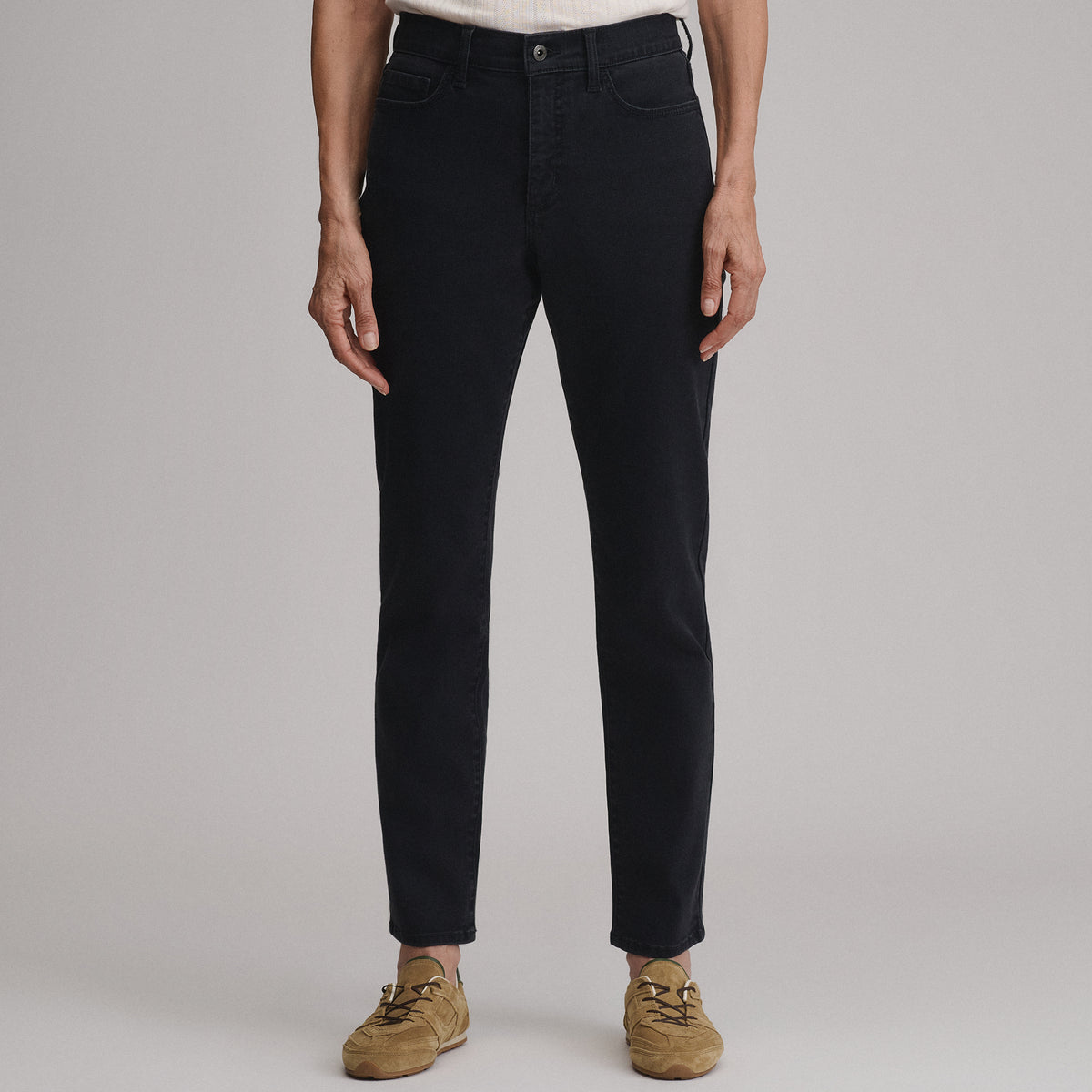 Women's Venture Stretch High-Rise Straight Leg Jeans-Black-2