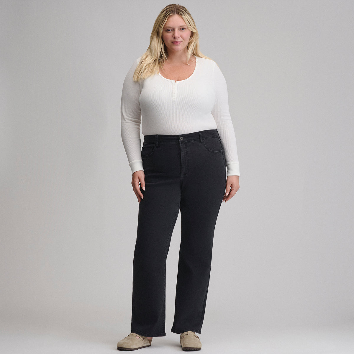 Women's Venture Stretch High-Rise Bootcut Jeans-Black-4