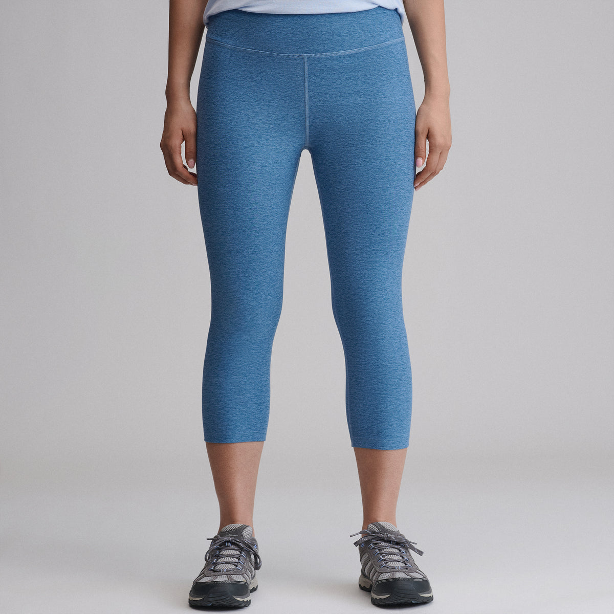Women's Train Ascent 2.0 High-Rise Capri Leggings-Cascade-1