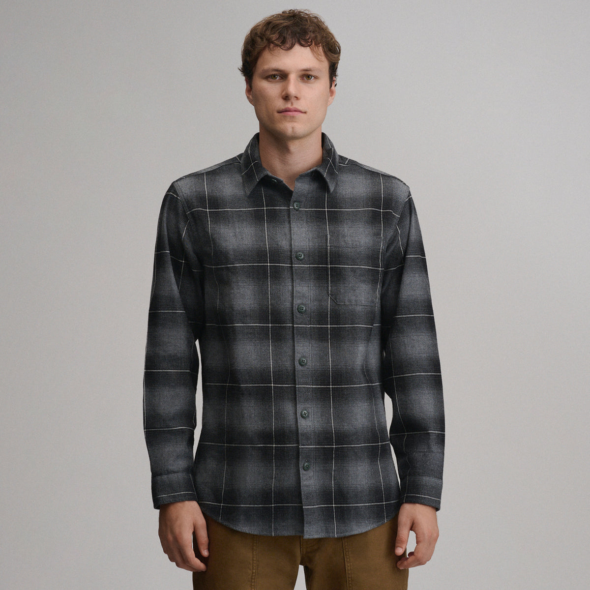LS Eddie Bauers Favorite Flannel -Relaxed-Gray-41