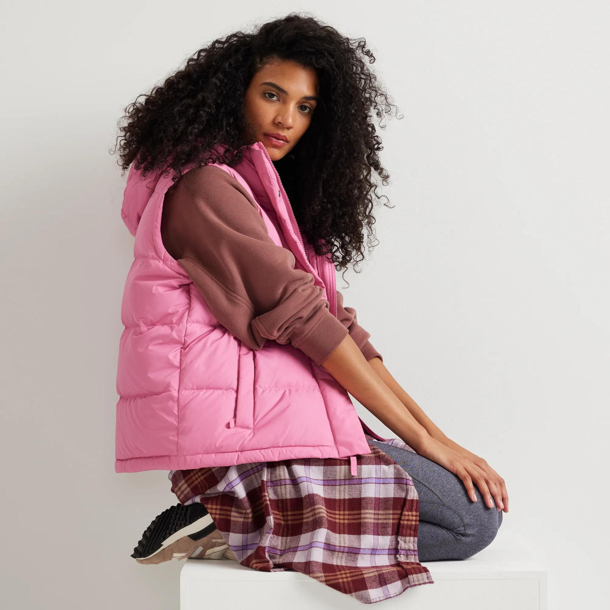 Women's Ketchum Short Down Hooded Vest-Deep Pink-Regular-8