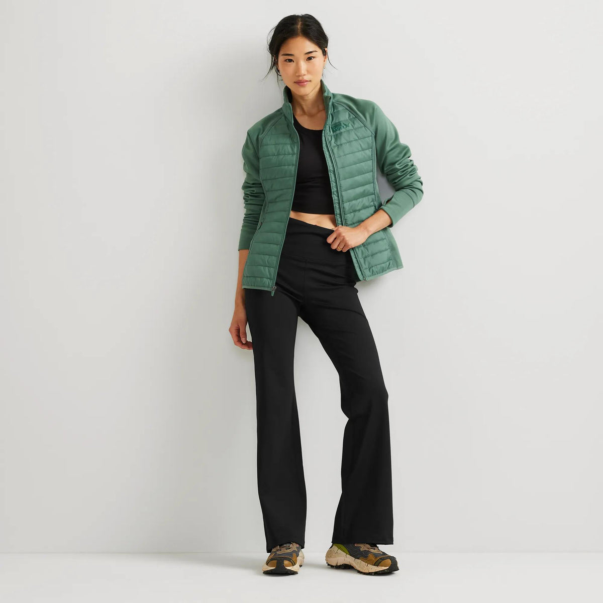 Women's Traverse Trail Flare Pants-Black-Regular-3
