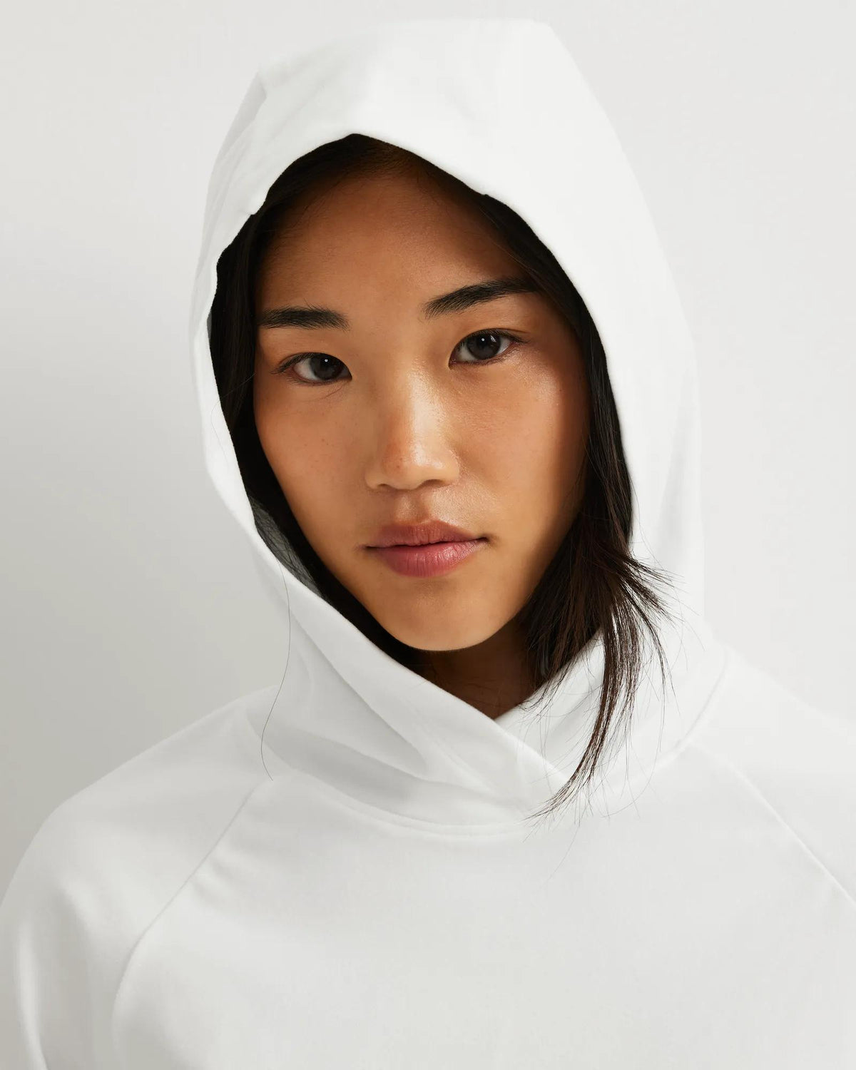 Women's Quest Flex Hoodie-Snow-Regular-2