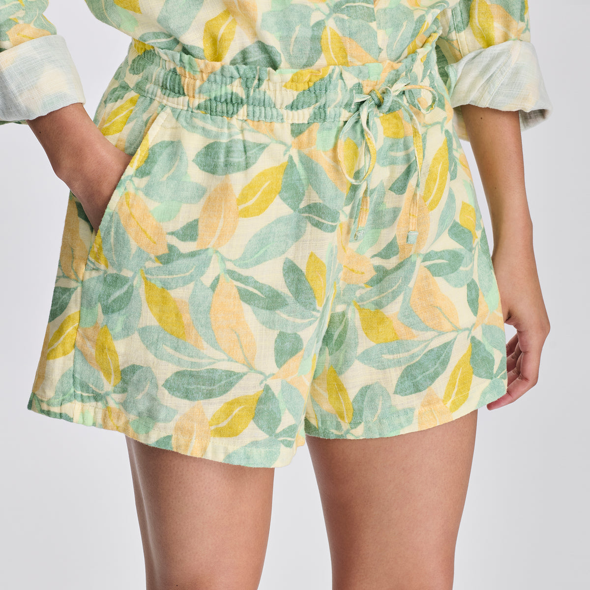 Women's Woven Cotton Slub Short-Lmdrp-6